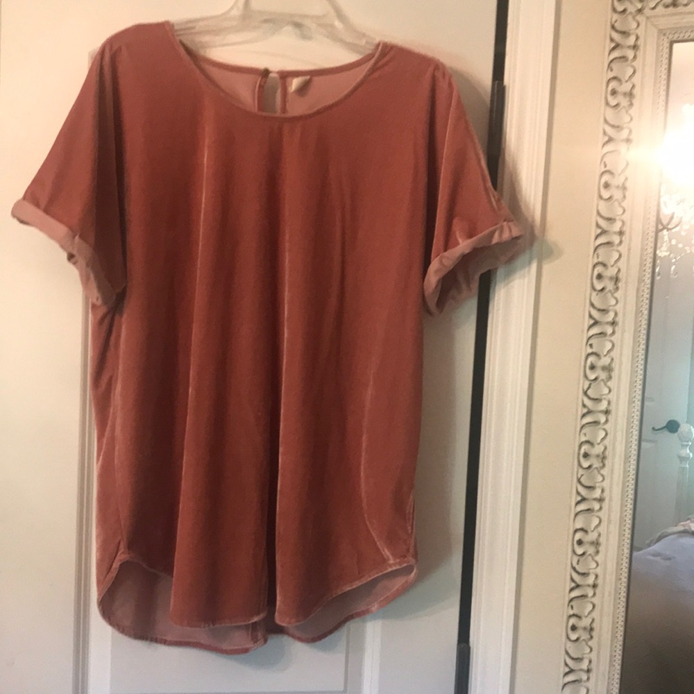 Top / Velour Rose color